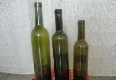 750毫升翠绿色红酒瓶性价比高厂家生产图片-江苏宏康玻璃制品有限公司 -